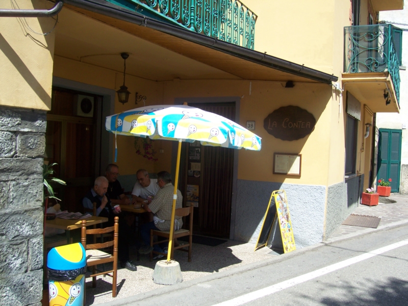  Image name: LocandaLaContea24.jpg 
 width: 800 pixel 
 height: 601 pixel 
 Size: 394324 bytes 
 Click to enlarge 